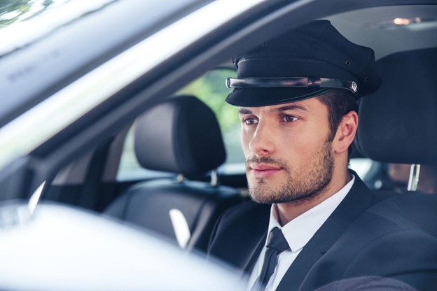 Tipping a Limo Driver: 5 Mistakes You Want to Avoid