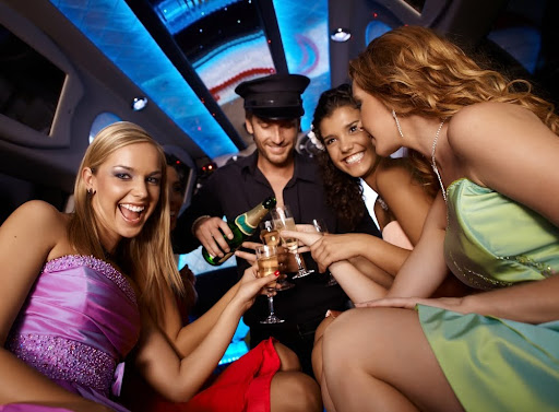 Why Do We Love Limos? Psychology Behind Our Favorite Ride