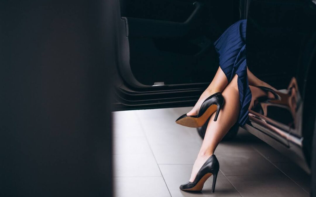 Limo for Prom Night: 7 Reasons It’s the Ultimate Ride for an Unforgettable Evening